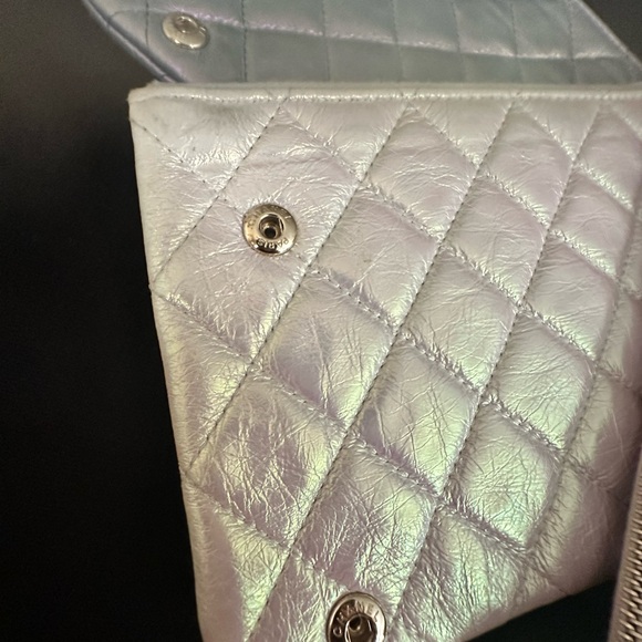 AMAZING π Chanel 3 Piece Detachable Metallic O case - Picture 16 of 16